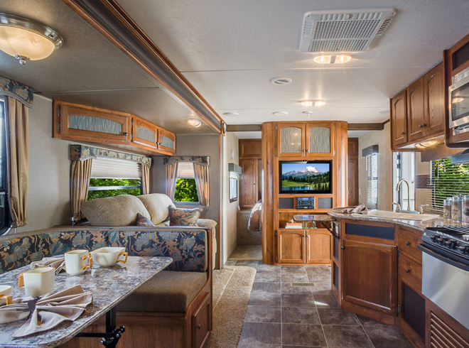 Huron RV | 84735 London Rd, Belgrave, ON N0G 1E0, Canada | Phone: (519) 440-6848