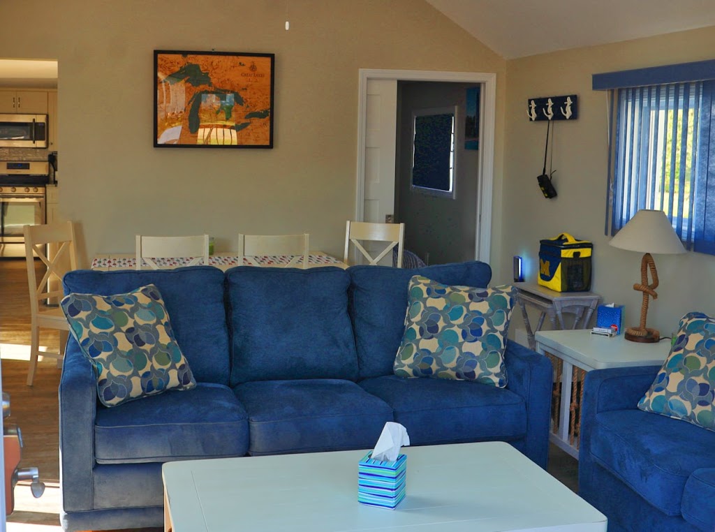 Ivy Surprise Vacation Rental | 7404 Ivy Rd, Lexington, MI 48450, USA | Phone: (810) 377-5631