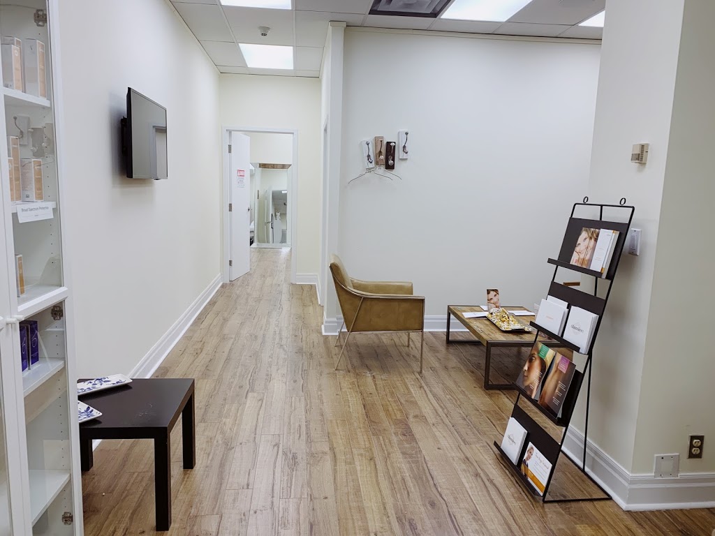 Mimi Beauty Bar | 840 Coxwell Ave unit 304C, East York, ON M4C 5T2, Canada | Phone: (647) 688-1508
