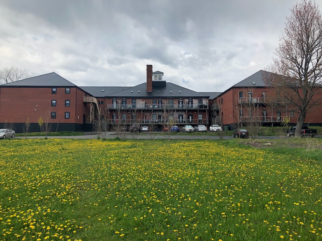Temperance Street School Apartments | 334 Temperance St, New Glasgow, NS B2H 3B5, Canada | Phone: (902) 755-3987