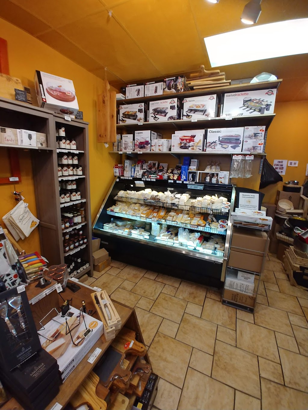 Springbank Cheese Co. - Willow Park Village | 10816 Macleod Trail South, Unit 304, Calgary, AB T2J 5N8, Canada | Phone: (403) 225-6040