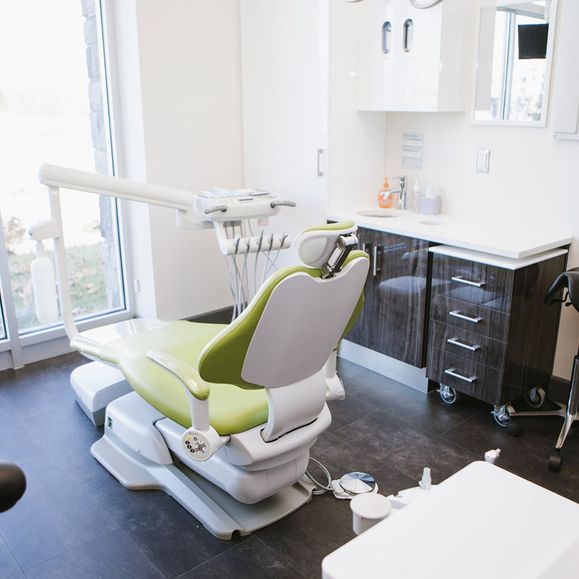 Electric City Dental | 999 Lansdowne St W #1, Peterborough, ON K9J 8N2, Canada | Phone: (705) 749-9994