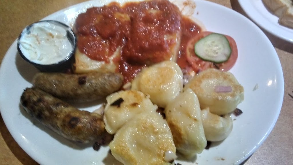 Humptys Restaurants | 503 AB-1, Strathmore, AB T1P 1C1, Canada | Phone: (403) 901-1155
