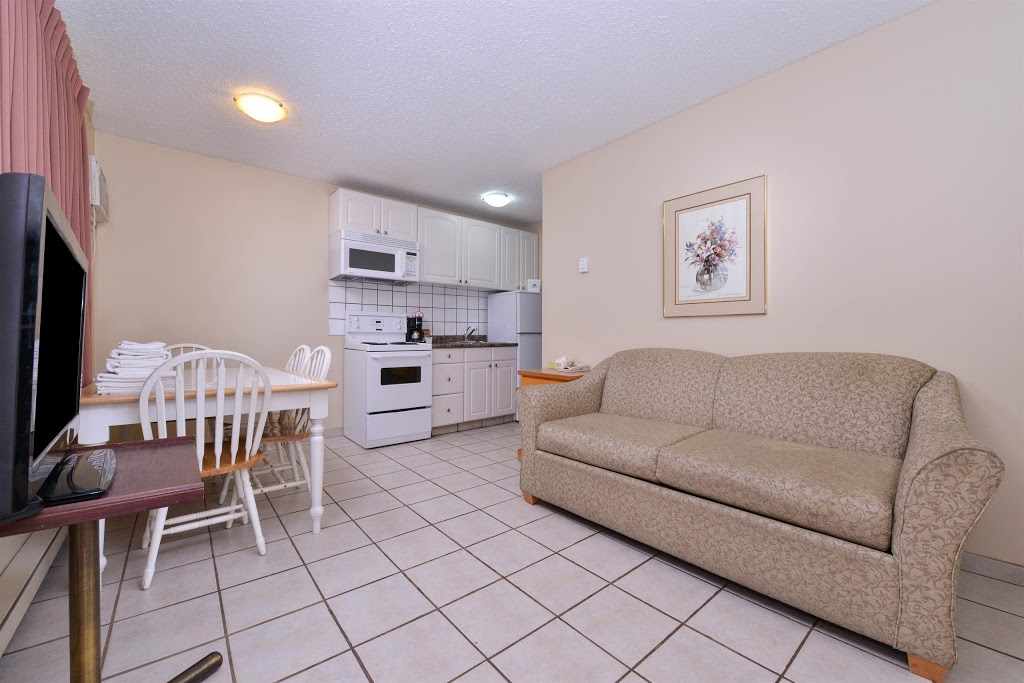 Canadas Best Value Inn & Suites Vernon | 4006 32 St, Vernon, BC V1T 5T9, Canada | Phone: (250) 549-1241