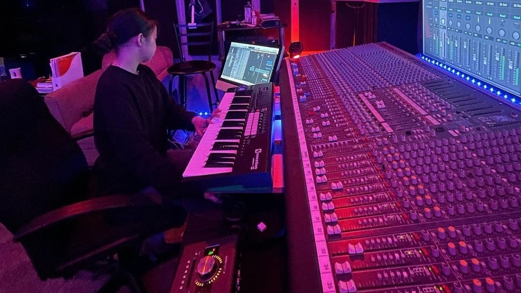 Osée Music Studio | 9736 Crown Crescent, Surrey, BC V3V 2T8, Canada | Phone: (604) 368-9228