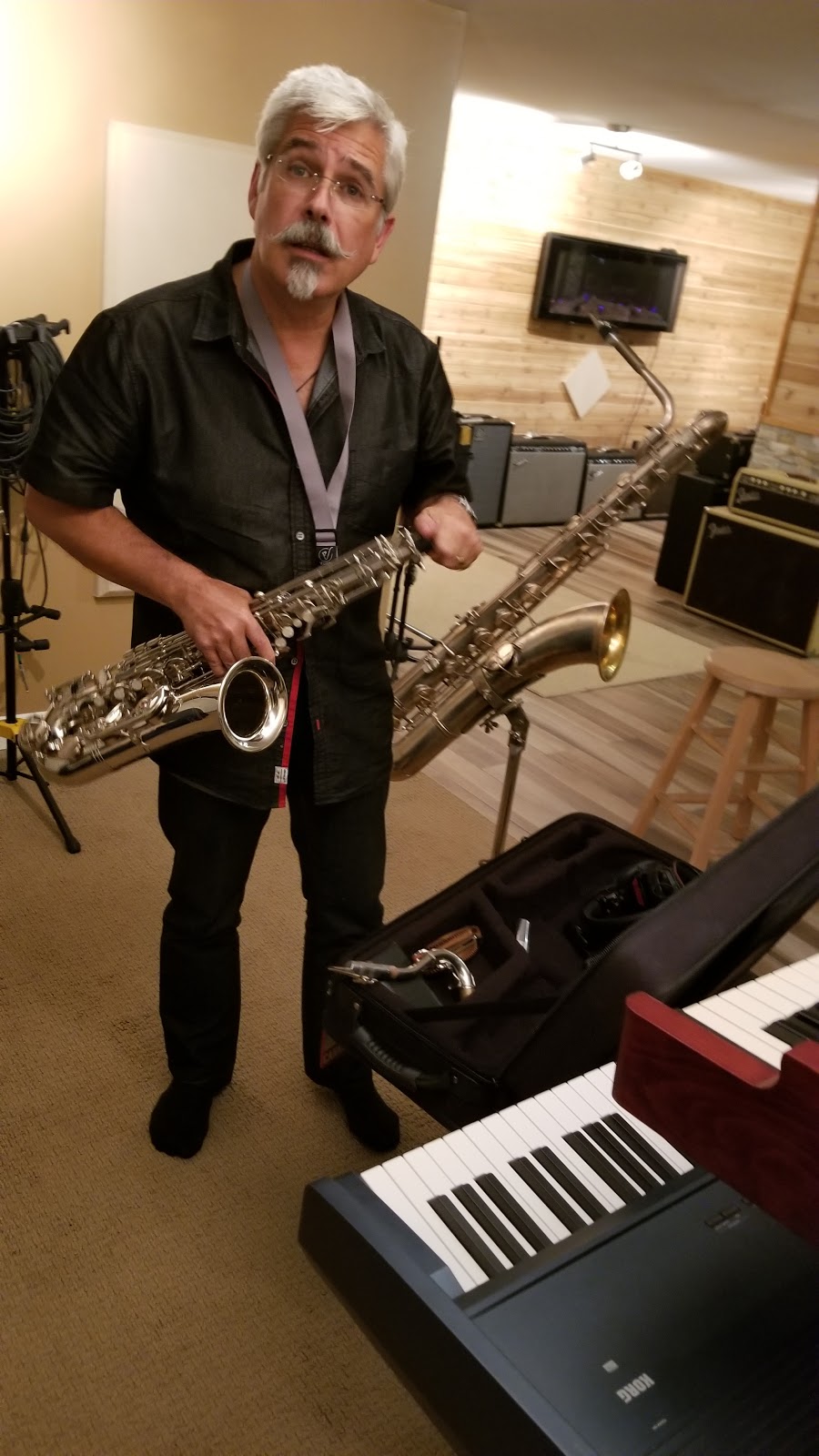 Riggi Media International Inc. - World Class Recording Studio/Vi | 500 Pearl St, Tecumseh, ON N8N 2L9, Canada | Phone: (519) 564-4543