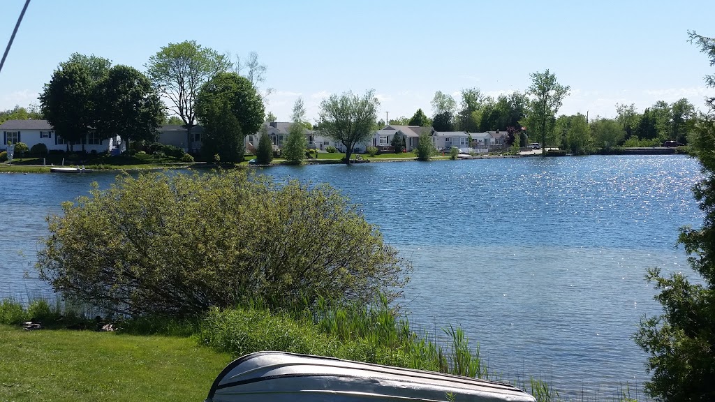 Mini Lakes | 7541 Wellington Road 34, Guelph, ON N1H 6H9, Canada