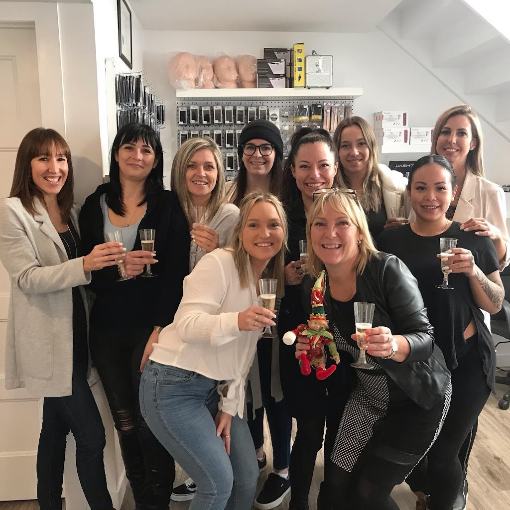 Création AV beauté ongles et pédicure | 1450 Bd du Curé-Labelle Porte B, Blainville, QC J7C 2P2, Canada | Phone: (450) 543-1618