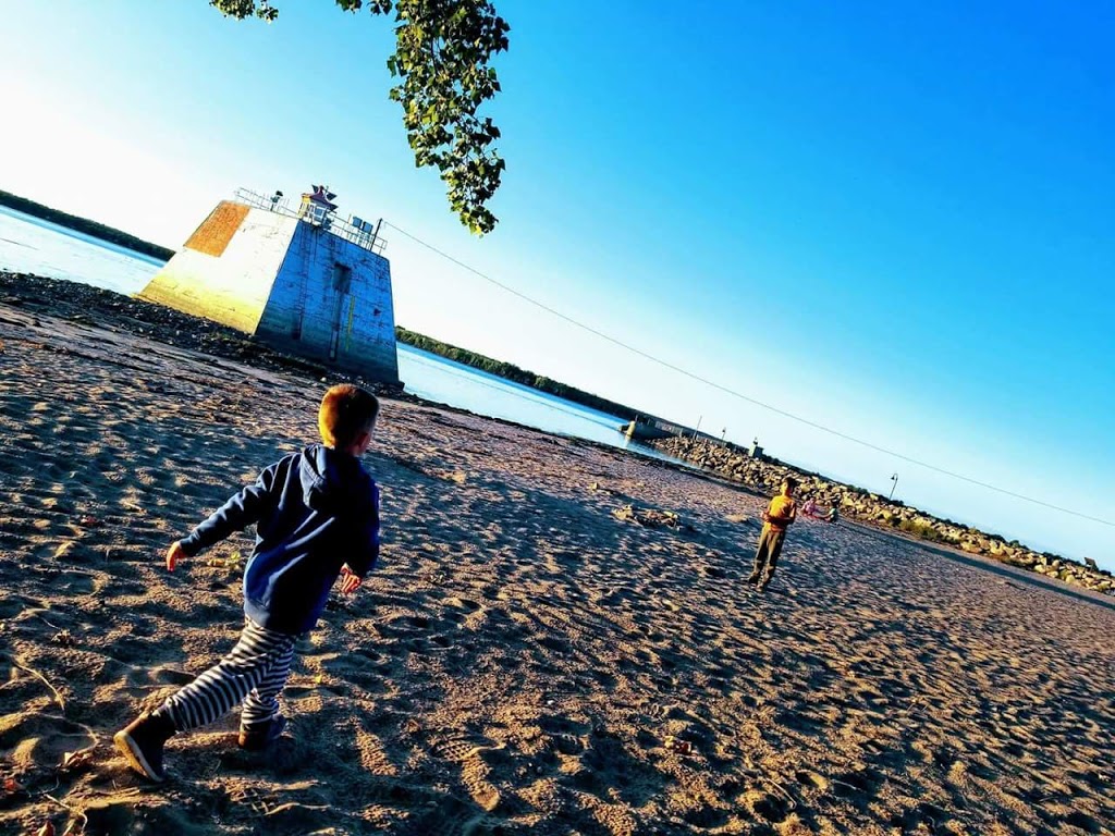Camping Port St-Francois | 25 Rue des Bains, Nicolet, QC J3T 1P9, Canada | Phone: (819) 293-5091