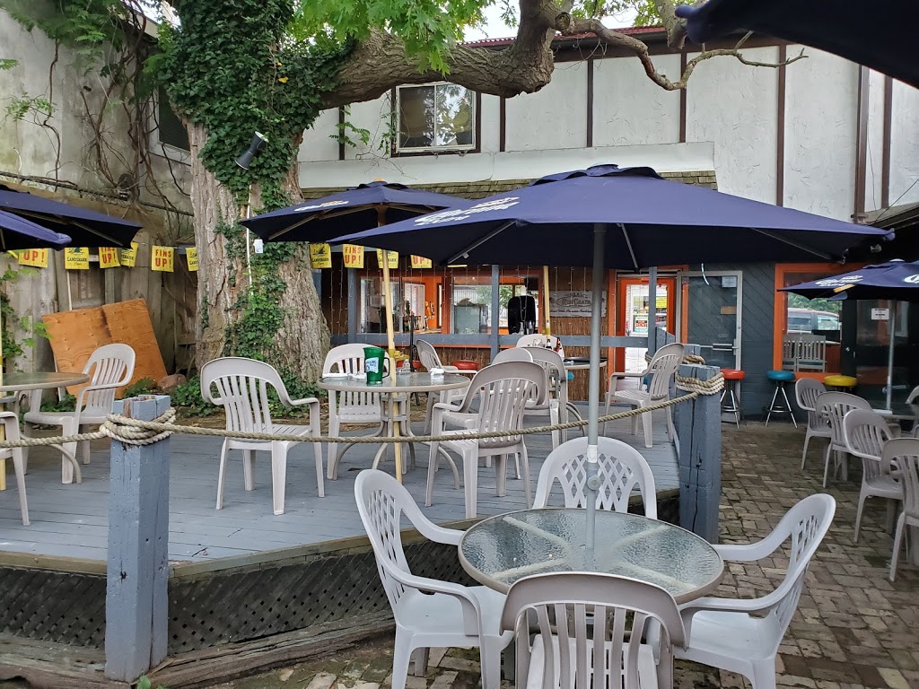 Ros Fire Fusion Bar & Grill | 23 Main St W, Grand Bend, ON N0M 1T0, Canada | Phone: (519) 238-5402