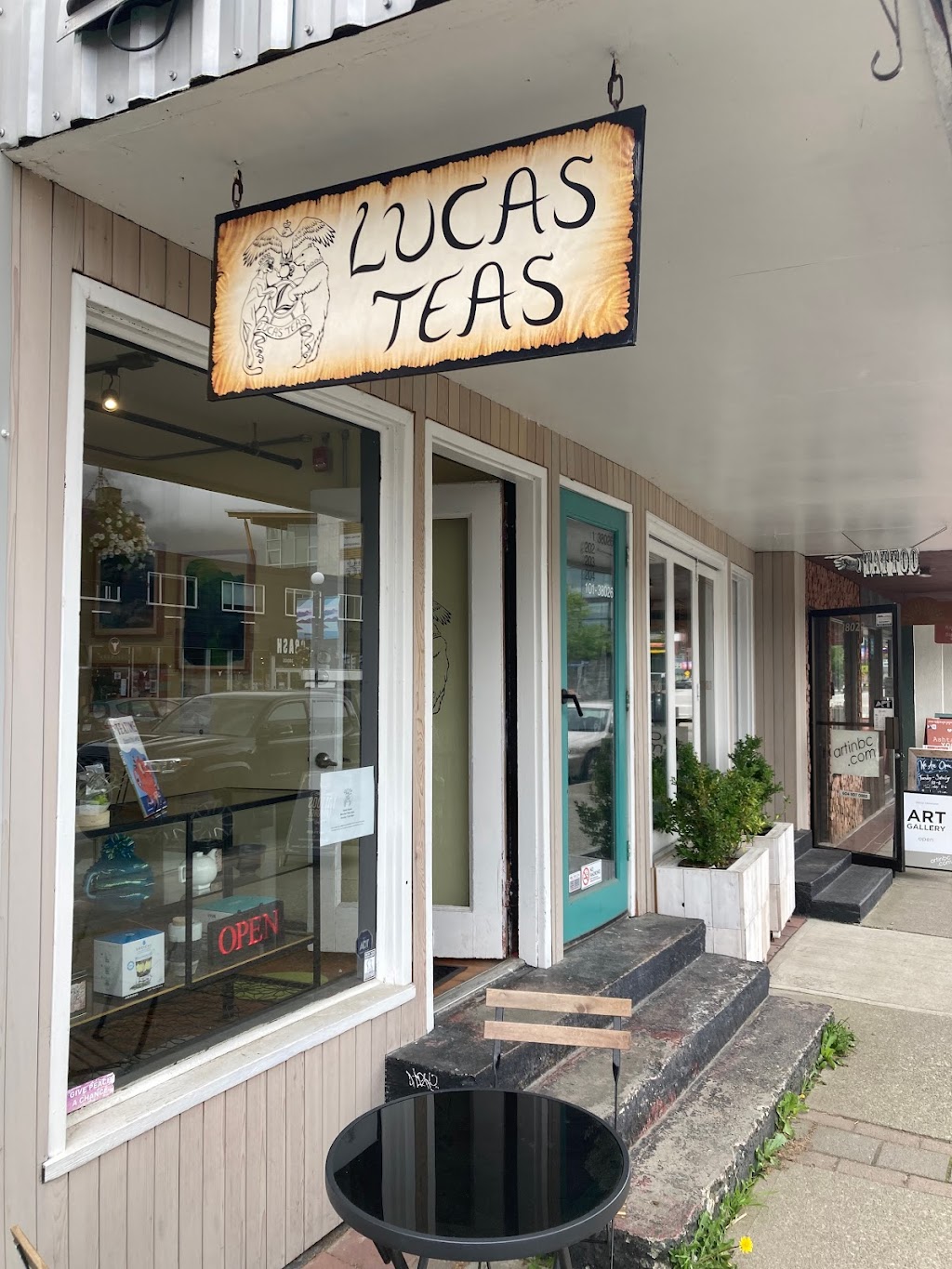 Lucas Teas | 38028 Cleveland Ave, Squamish, BC V8B 0B7, Canada | Phone: (604) 567-4577