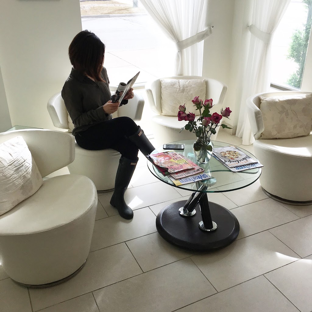 Zeeba Salon & Spa | 14961 Yonge St, Aurora, ON L4G 1M5, Canada | Phone: (905) 727-8222