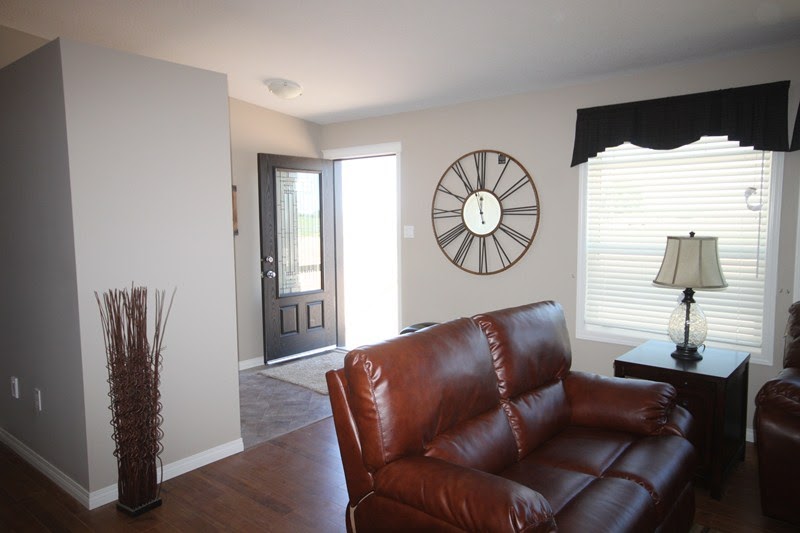 Minards Steadfast Homes | Box 785, Weyburn, SK S4H 2L1, Canada | Phone: (306) 842-6288