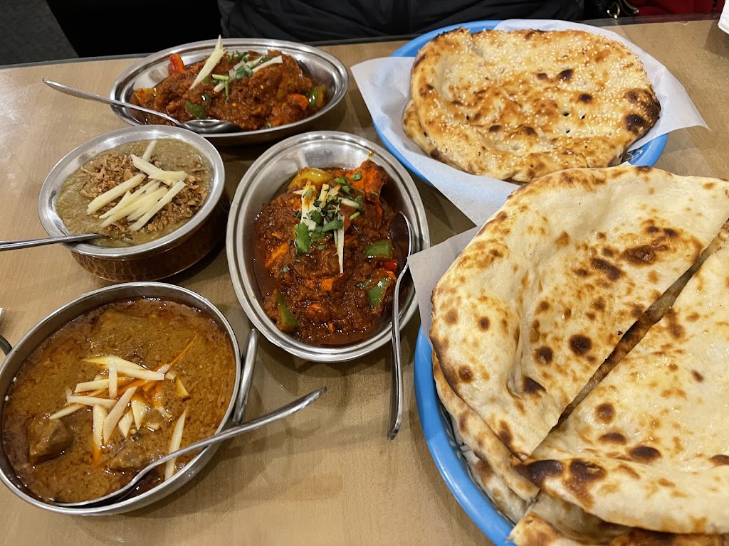 Restaurant Tandoor Plus | 1720 Rue Oxford, Saint-Laurent, QC H4L 1B6, Canada | Phone: (514) 332-2121