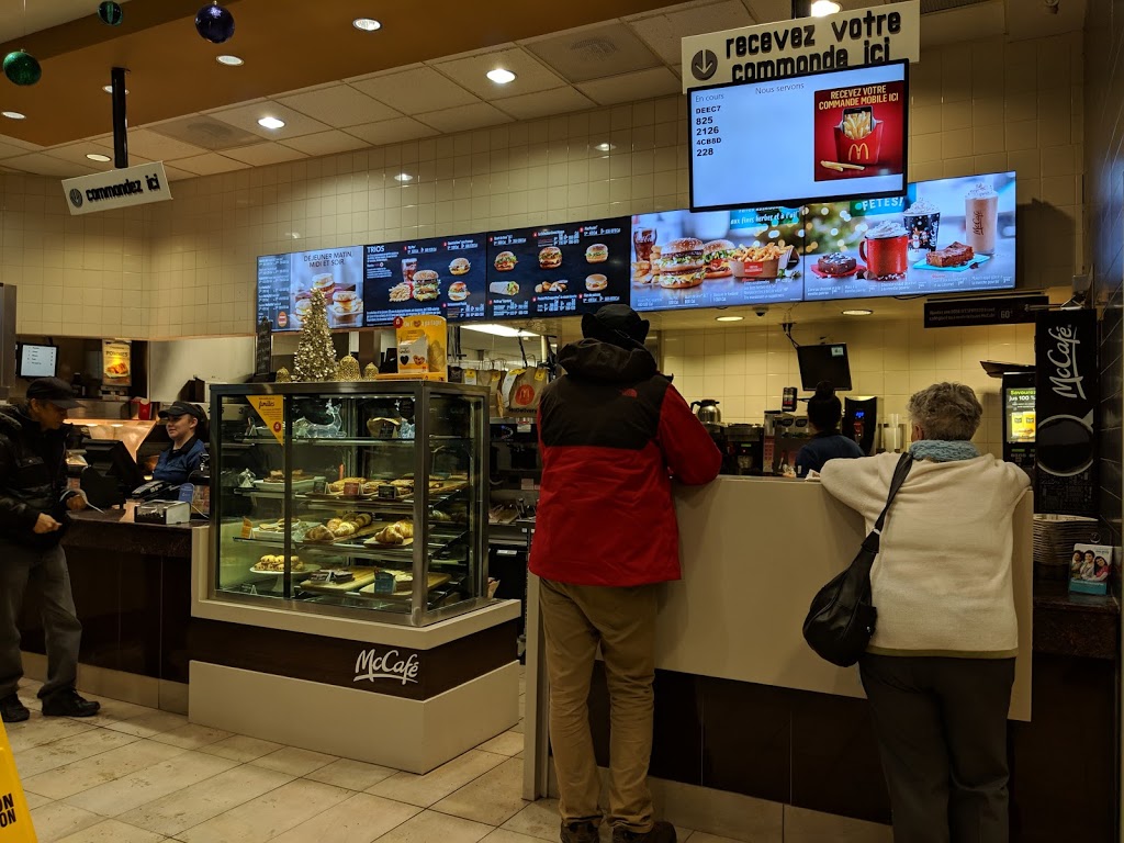 McDonalds | 6415 Rue Sherbrooke E, Montréal, QC H1N 1C5, Canada | Phone: (514) 252-1318