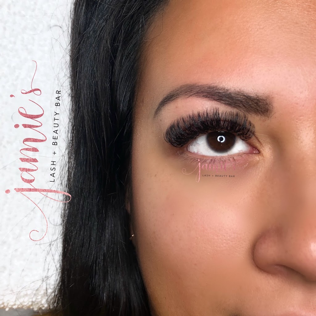 Jamie’s Lash and Beauty bar | 477 Main St E, Hamilton, ON L8M 1K1, Canada | Phone: (905) 977-8144