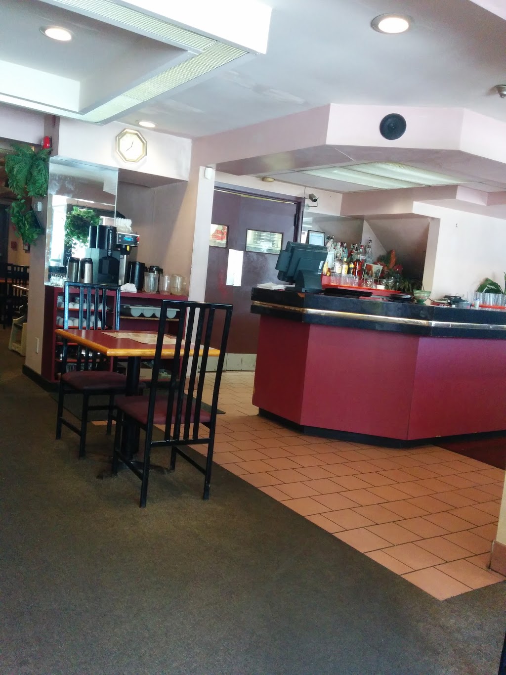 Dragon Gate Restaurant | 489 Highbury Ave N, London, ON N5W 4K2, Canada | Phone: (519) 455-6511
