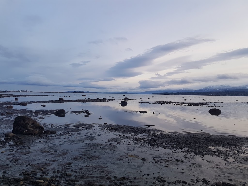 Pioneer Memorial Park | 152 Manor Dr, Comox, BC V9M 1C7, Canada | Phone: (250) 339-2202