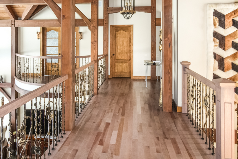 Escaliers Normand Laterreur Inc | 430 Rue des Pins, Saint-Elzéar, QC G0S 2J0, Canada | Phone: (418) 387-7342