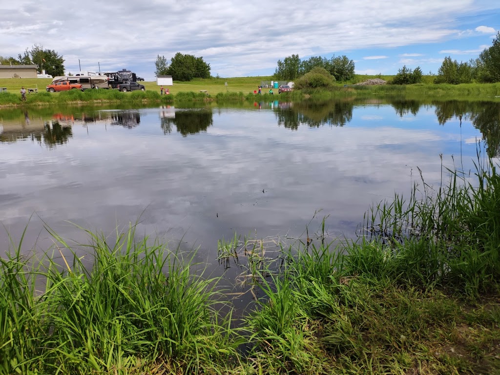 Cipperlys Pond and Campground | Unnamed Road 0W0, Didsbury, AB T0M 0W0, Canada | Phone: (403) 586-3748