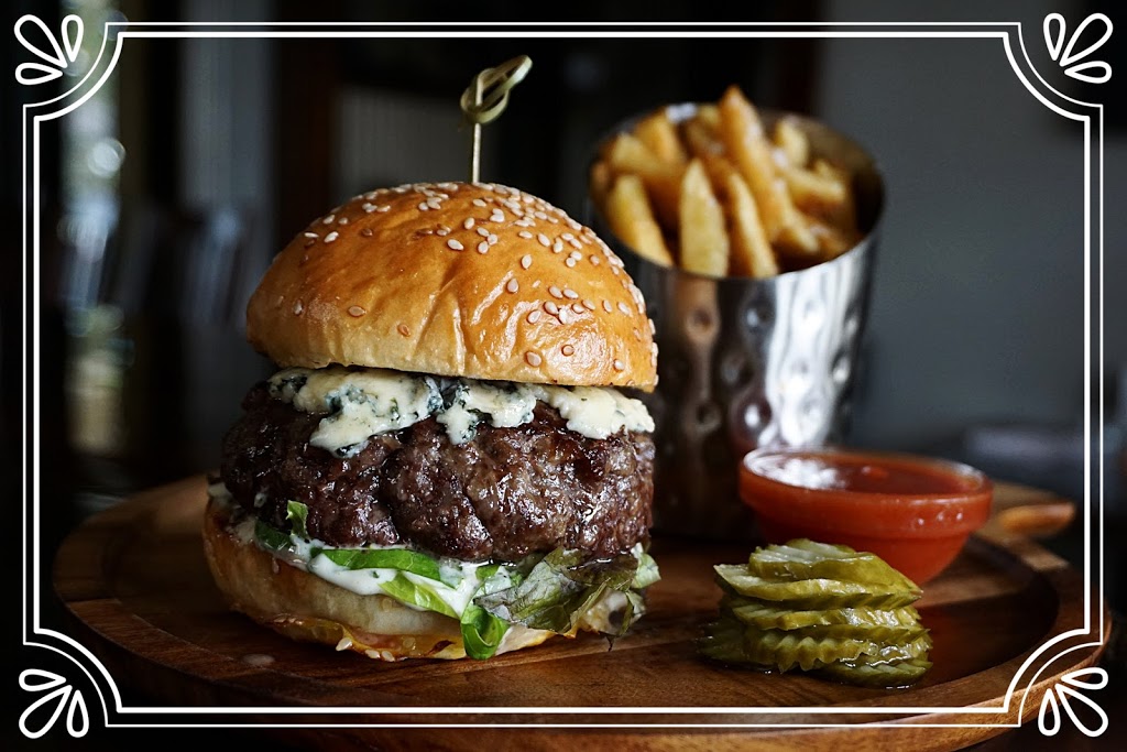 The Warrington Social House | 390 Main St W, Listowel, ON N4W 1A7, Canada | Phone: (519) 418-8888