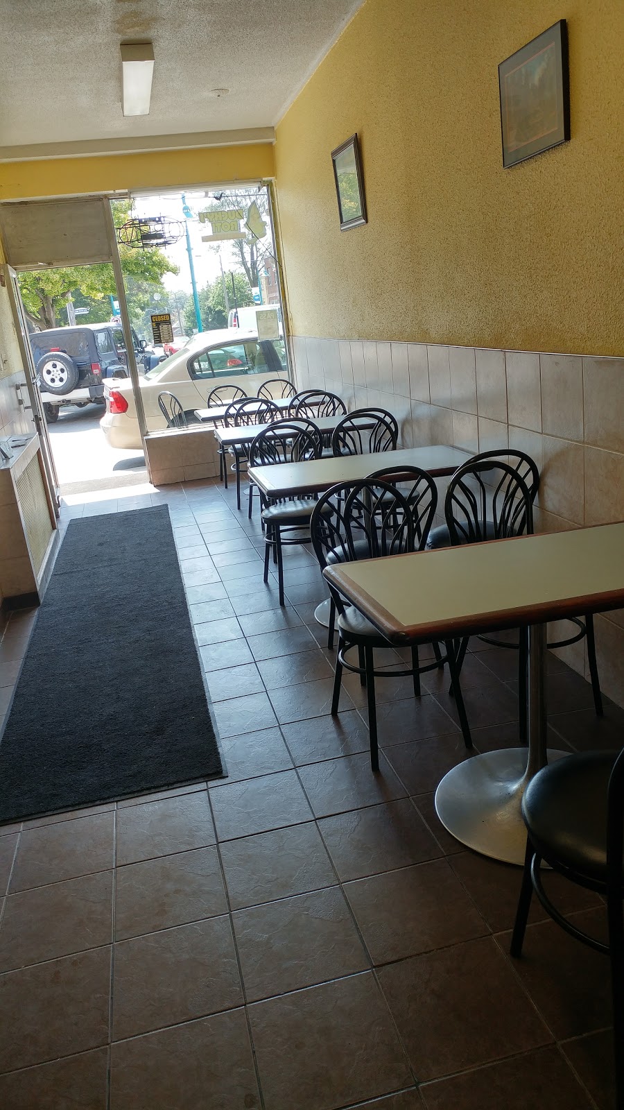 Duckys Roti | 3296 Lake Shore Blvd W, Etobicoke, ON M8V 1M4, Canada | Phone: (416) 253-5858