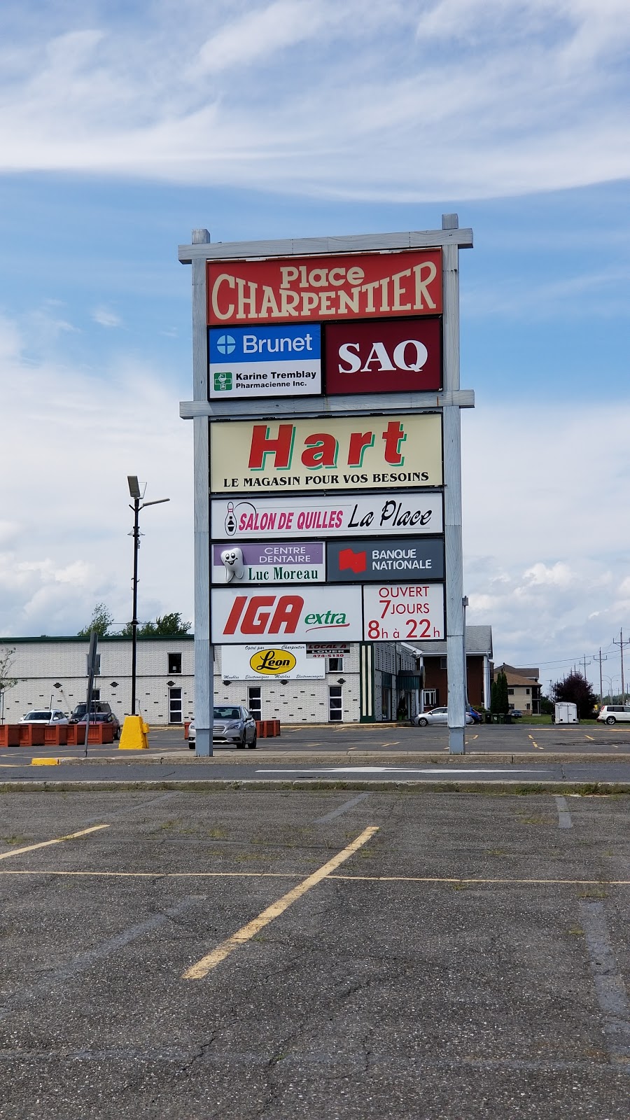 Centre Commercial Charpentier | 4565 Boulevard Saint-Joseph, Saint-Nicéphore, QC J2A 1B4, Canada | Phone: (819) 474-5130