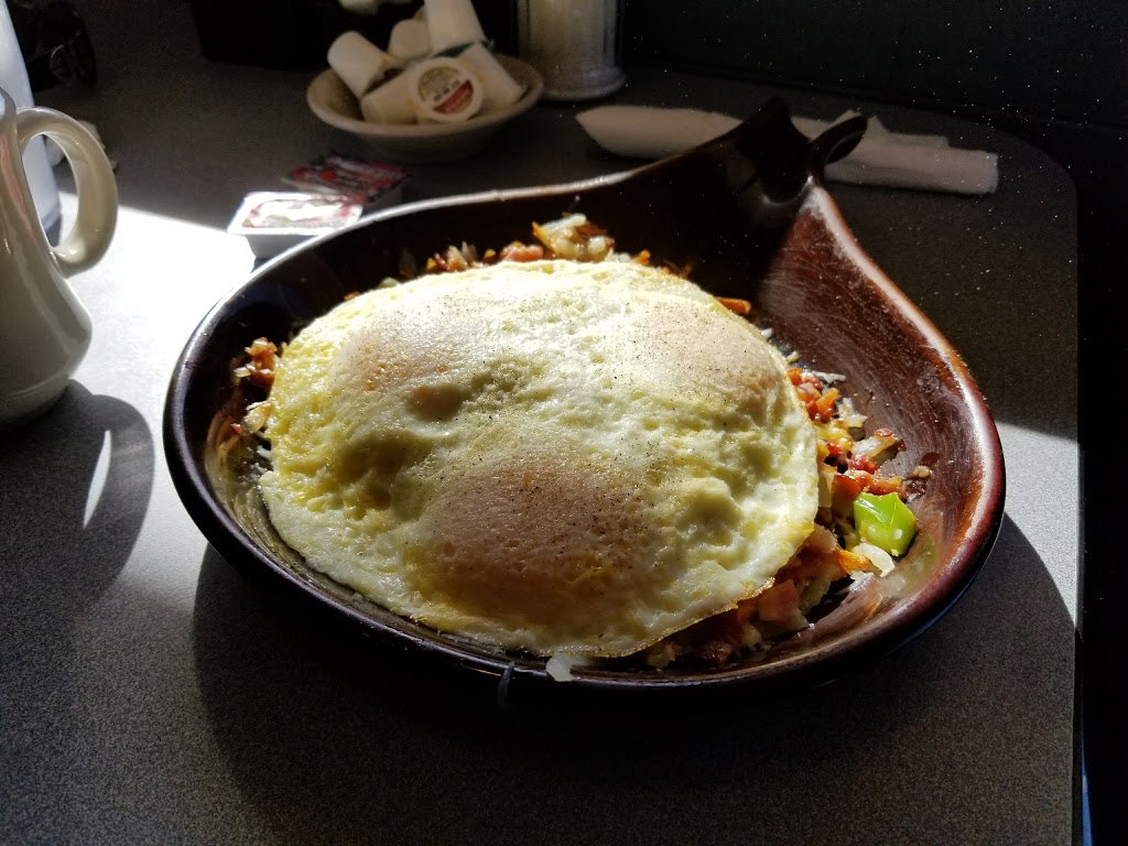 Papous Place | 67240 Main St, Richmond, MI 48062, USA | Phone: (586) 727-1199