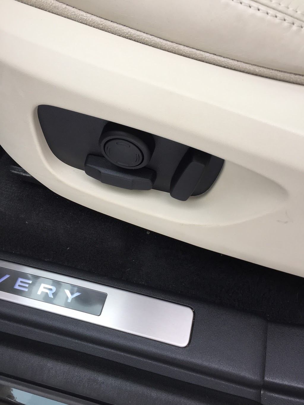 Carboyz auto | Watt St, 54 Watt St, Winnipeg, MB R2L 1R7, Canada | Phone: (204) 615-6662