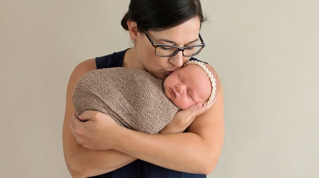 The Mama Coach - Lisa | 42 Webster St, Dundas, ON L9H 4Z6, Canada | Phone: (905) 537-5550