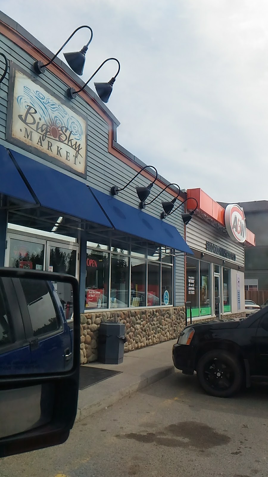 Big Sky Market | 606 Main Ave E, Sundre, AB T0M 1X0, Canada | Phone: (403) 638-1205