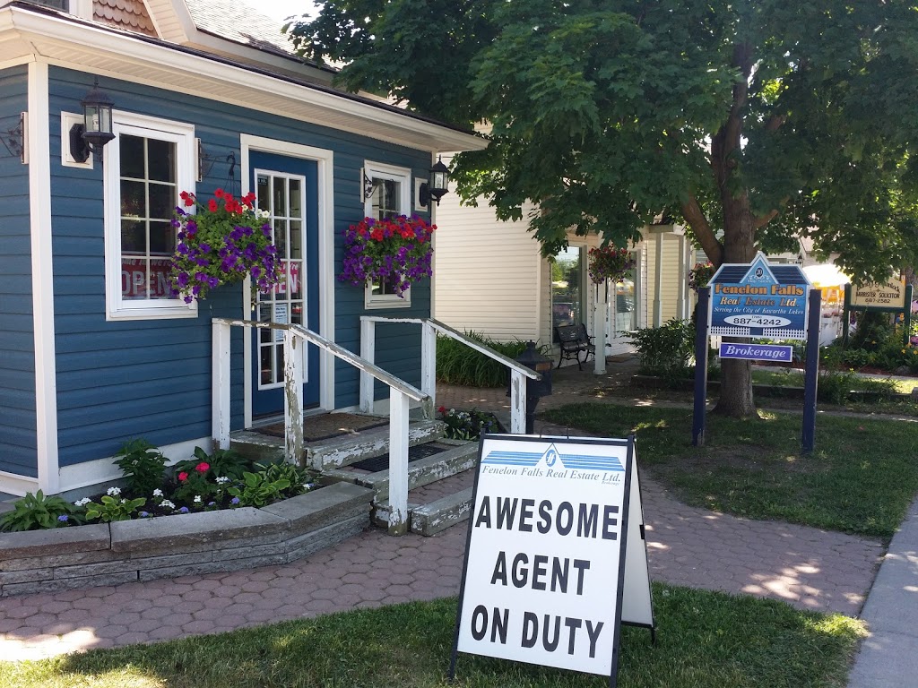 Fenelon Falls Real Estate | 20 May St, Fenelon Falls, ON K0M 1N0, Canada | Phone: (705) 887-4242