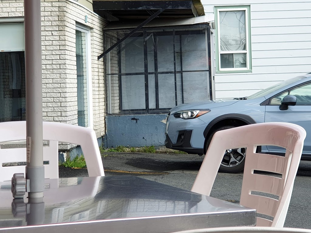 Restaurant Du Brule | 1327 Rue Principale, Saint-Côme-Linière, QC G0M 1J0, Canada | Phone: (581) 312-8222