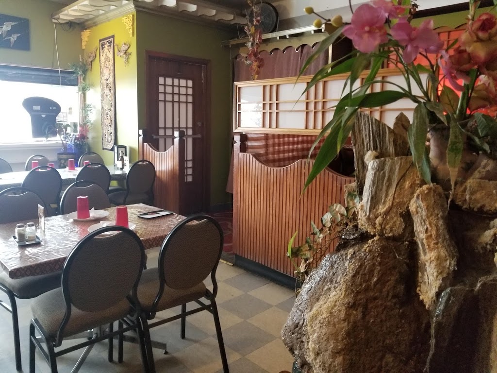 Pad Thai | 2655 Portage Ave, Winnipeg, MB R3J 0P9, Canada | Phone: (204) 888-9656