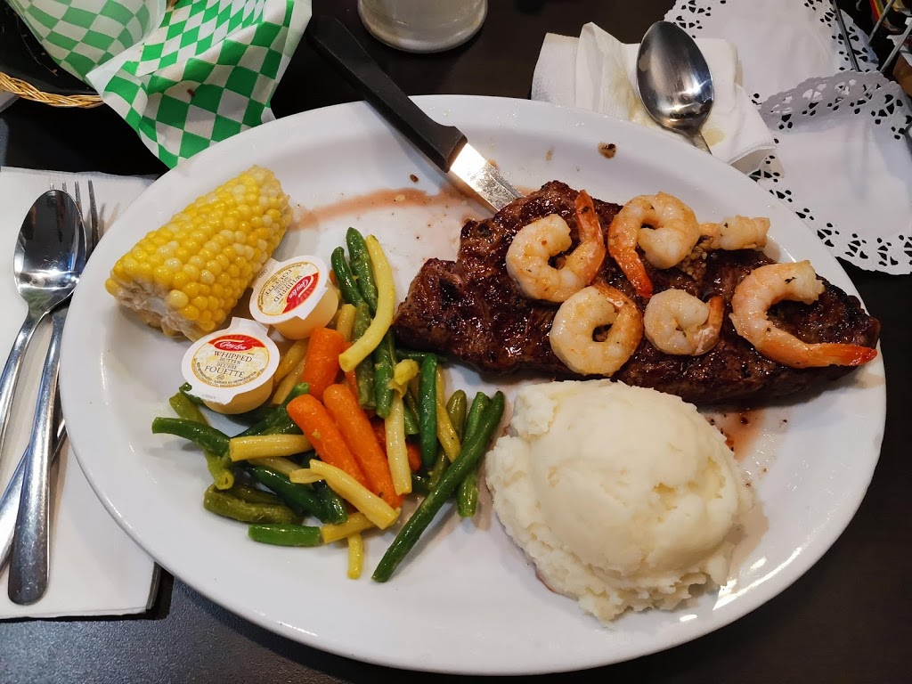 Country Boy Family Restaurant | 5 Manitou Dr, Kitchener, ON N2C 2J6, Canada | Phone: (519) 893-2120