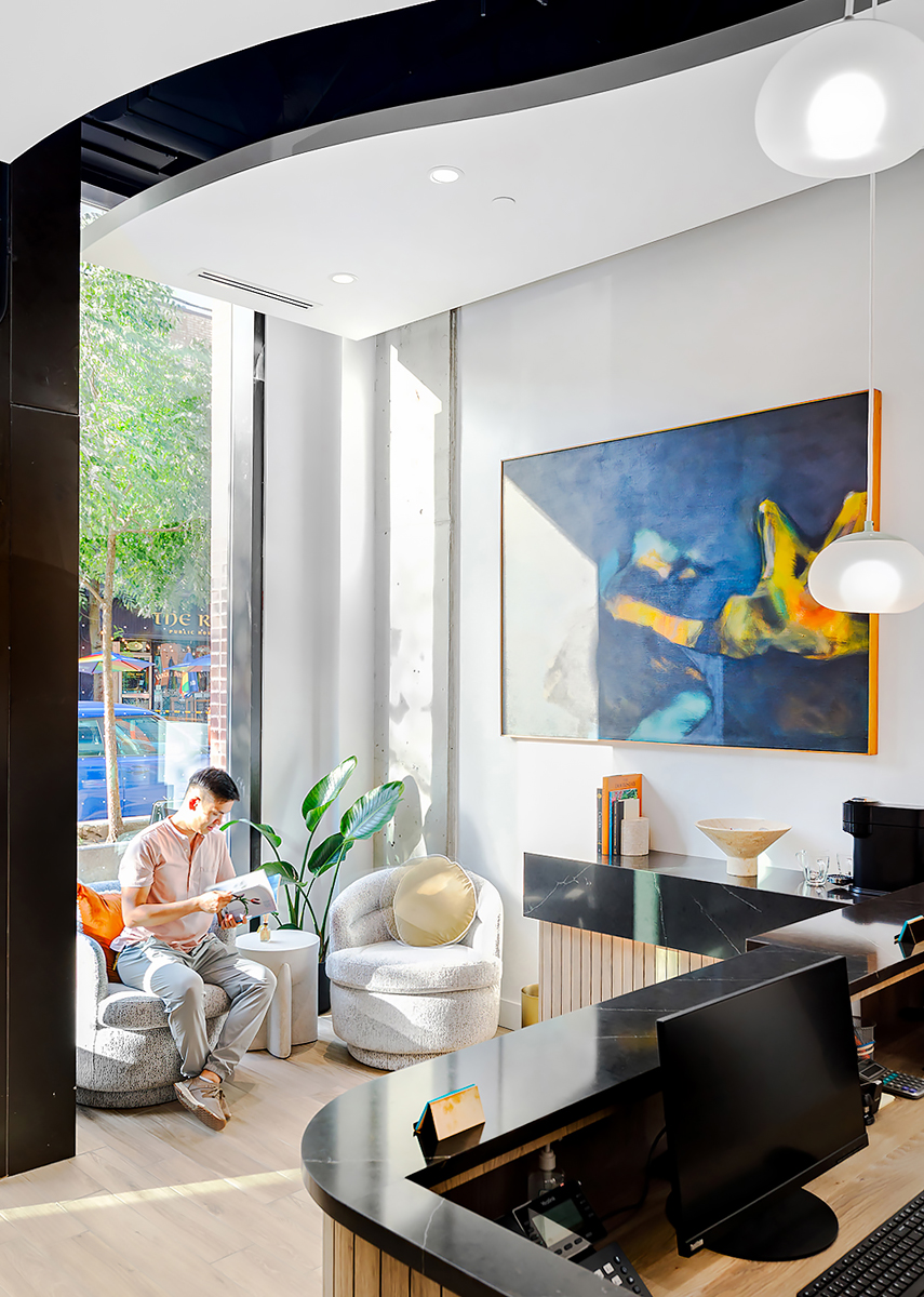 Dent Leslieville | 875 Queen St E, Toronto, ON M4M 1J2, Canada | Phone: (647) 947-1113
