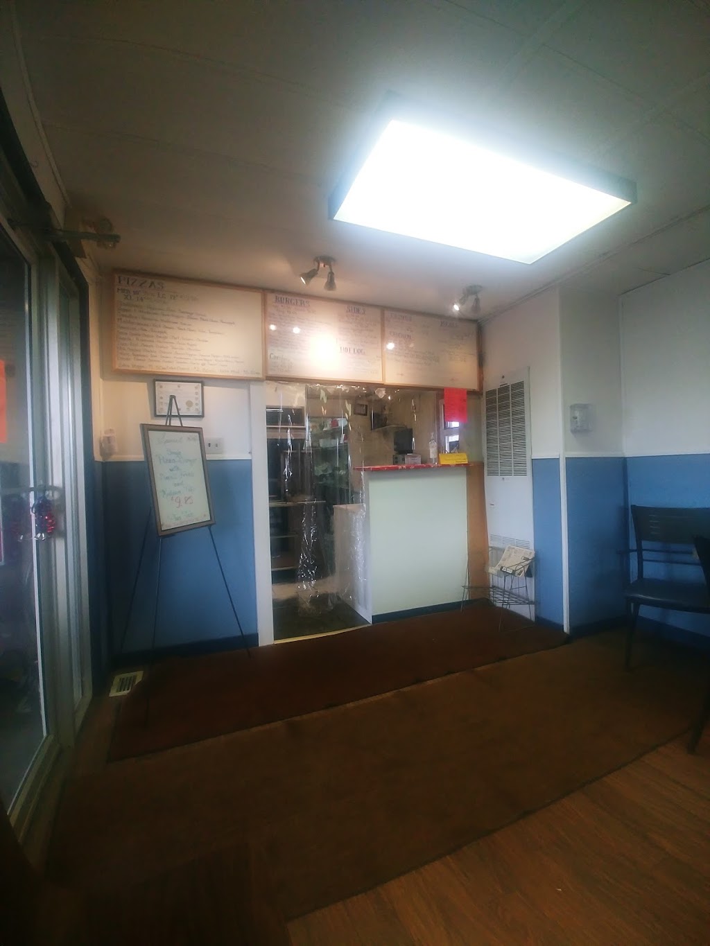 Burger Baron | 4925 46 St, Lacombe, AB T4L 2B2, Canada | Phone: (403) 782-4193