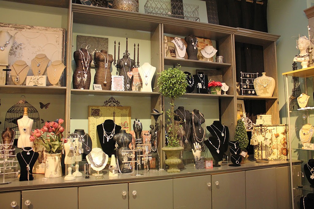 The Water Garden | 1353 Ellis St, Kelowna, BC V1Y 1Z9, Canada | Phone: (250) 712-9902