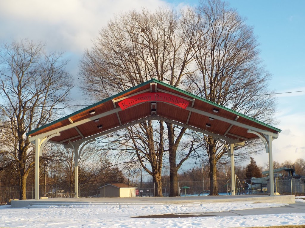 Memorial Park | 46 Sanders St, Tillsonburg, ON N4G 1H6, Canada | Phone: (519) 688-9014