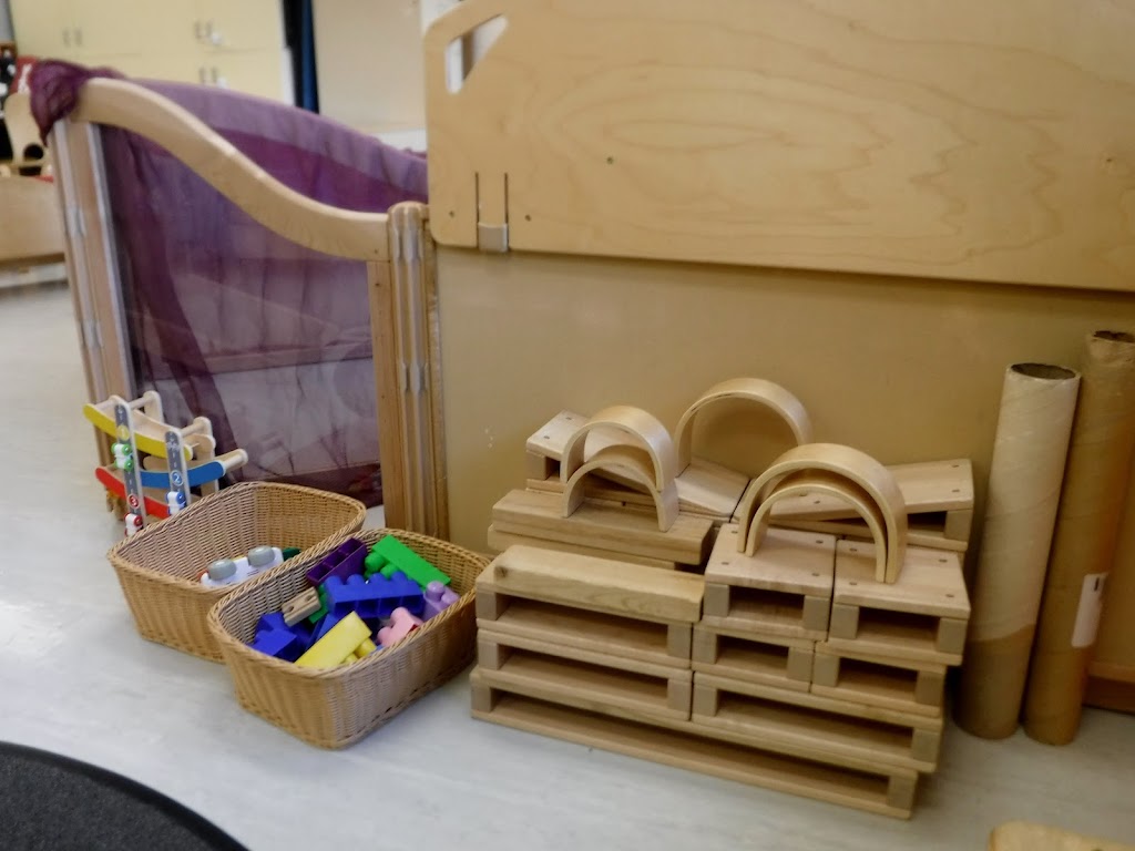 Edmonton Hospital Workers Child Care Society | 10230 111 Ave NW, Edmonton, AB T5G 0B7, Canada | Phone: (780) 735-7978
