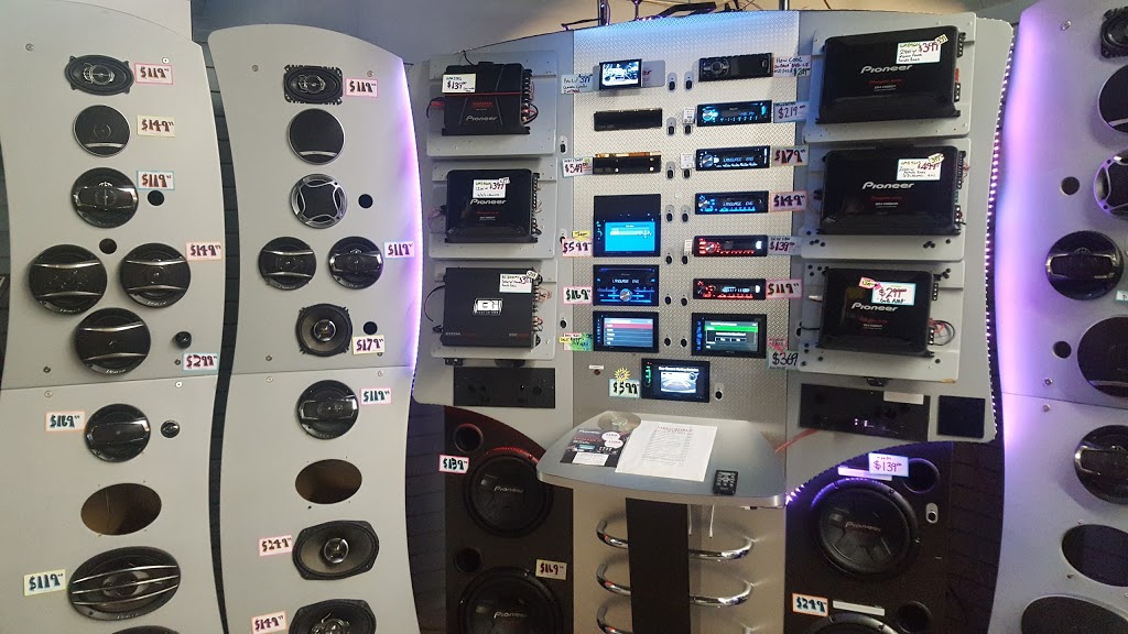 Video World TV, Stereo, & Appliance | 15 Kentucky Ct, New Minas, NS B4N 4N1, Canada | Phone: (902) 681-0262