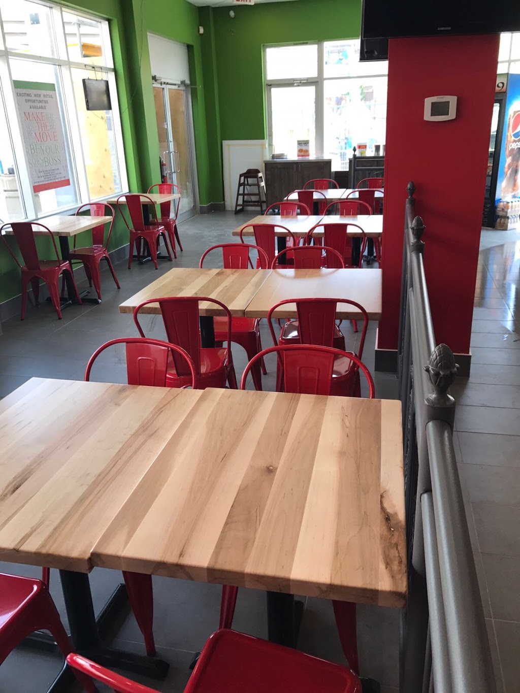 Mummas Burritos ( Winston Park) | 2055 Winston Park Dr Unit K1, Oakville, ON L6H 6P5, Canada | Phone: (905) 829-1951