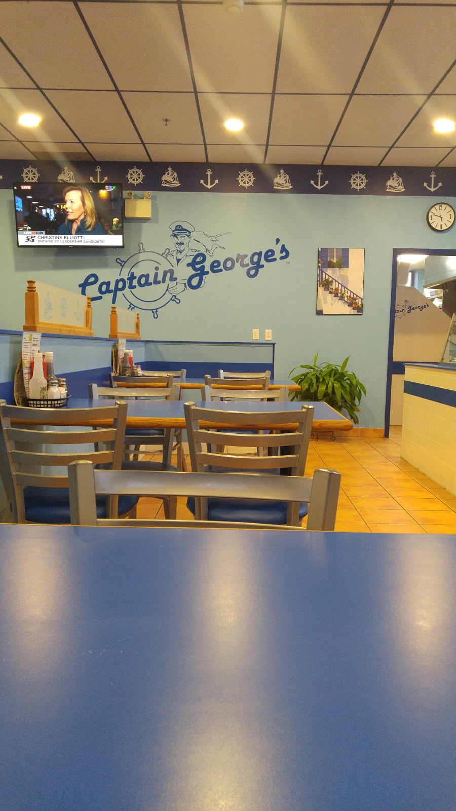 Captain Georges Fish & Chips | 237 Mapleview Dr E #6, Barrie, ON L4N 0W5, Canada | Phone: (705) 503-0088