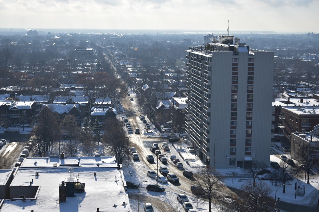 Sélection Vista | 5300 Chemin de la Côte-Saint-Luc, Montréal, QC H3X 0A3, Canada | Phone: (514) 483-5300