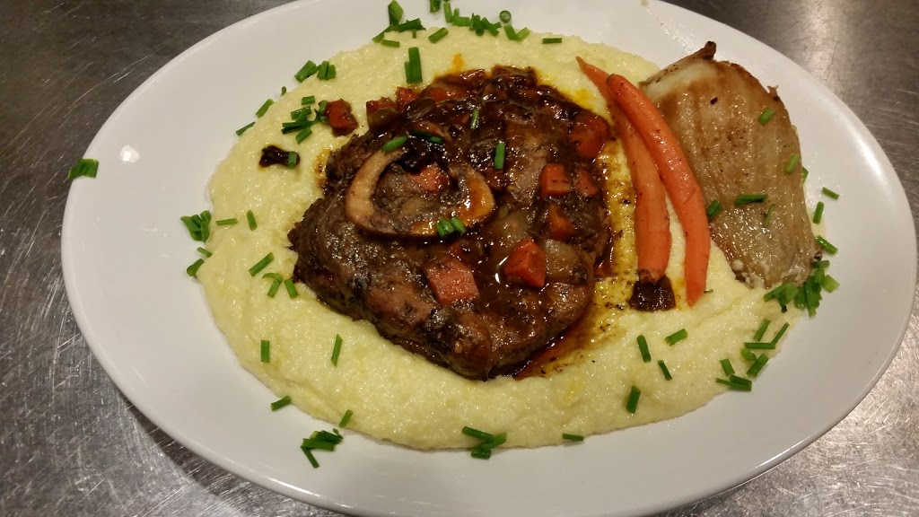 Alfredos Ristorante | 1 Church St, Keswick, ON L4P 3E9, Canada | Phone: (905) 476-3030