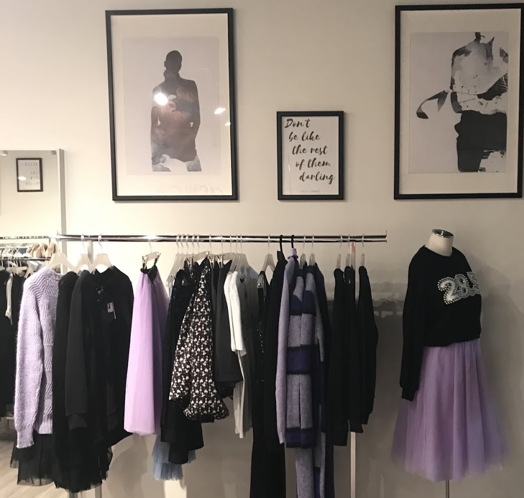 Fashion Room | 1430 Major MacKenzie Dr. West, unit G4B, Maple, ON L6A 4H6, Canada | Phone: (647) 624-7837