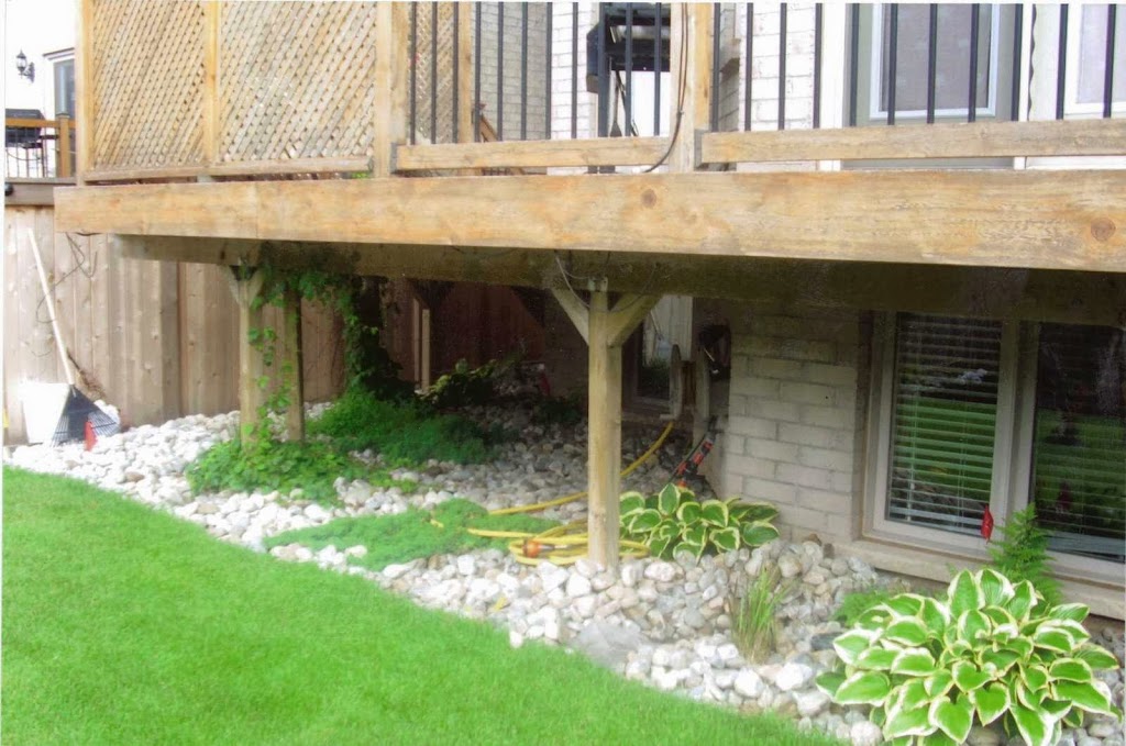 Agram Garden Centre | 2018 Dundas St E, Oakville, ON L6H 7G2, Canada | Phone: (905) 257-3577