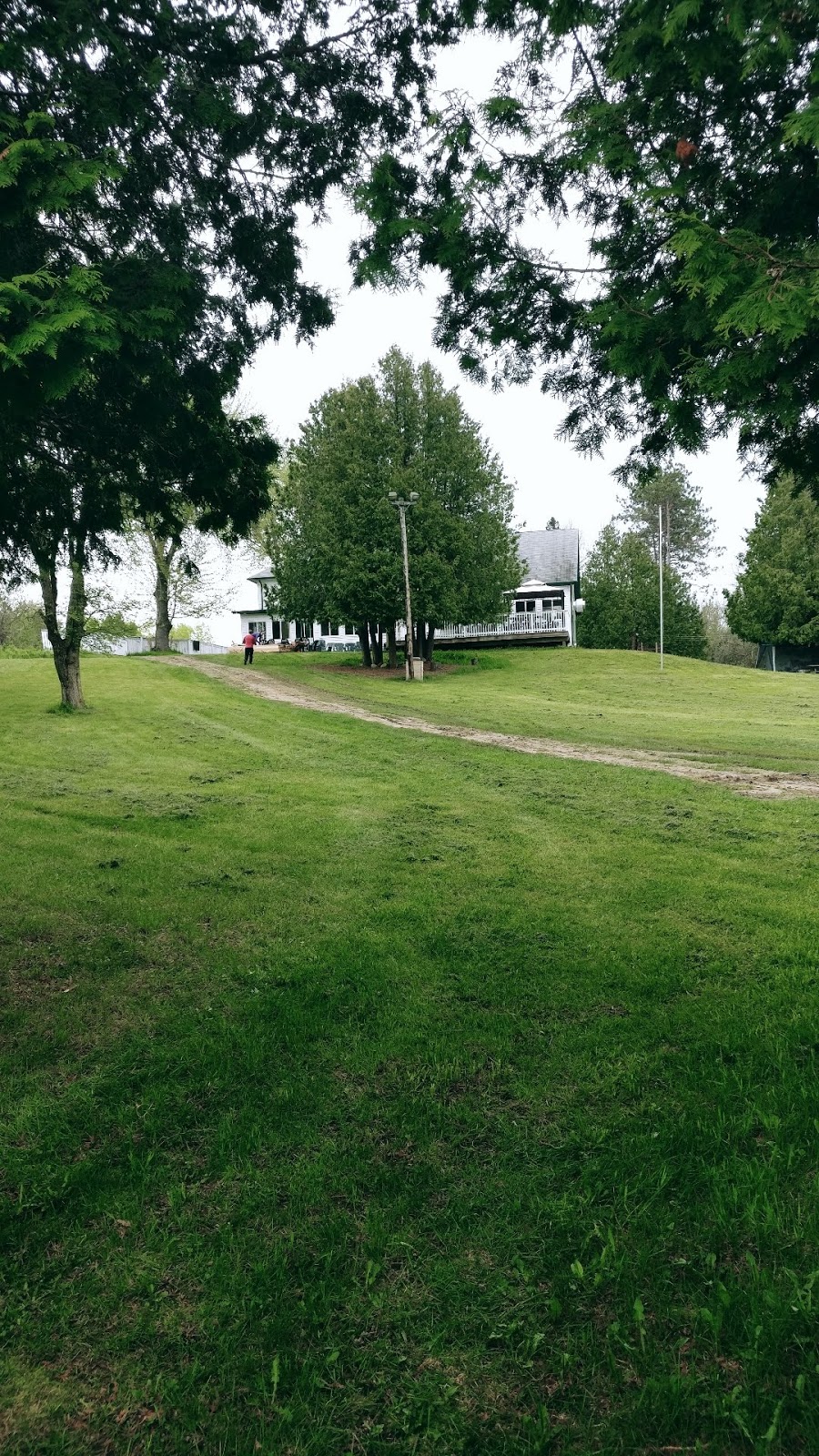Camp Scugog | 19400 St Christophers Beach Rd, Nestleton Station, ON L0B 1L0, Canada | Phone: (905) 986-4401