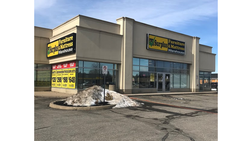 Surplus Furniture & Mattress Warehouse | 155 Lynden Rd #6, Brantford, ON N3R 8A7, Canada | Phone: (519) 304-2790