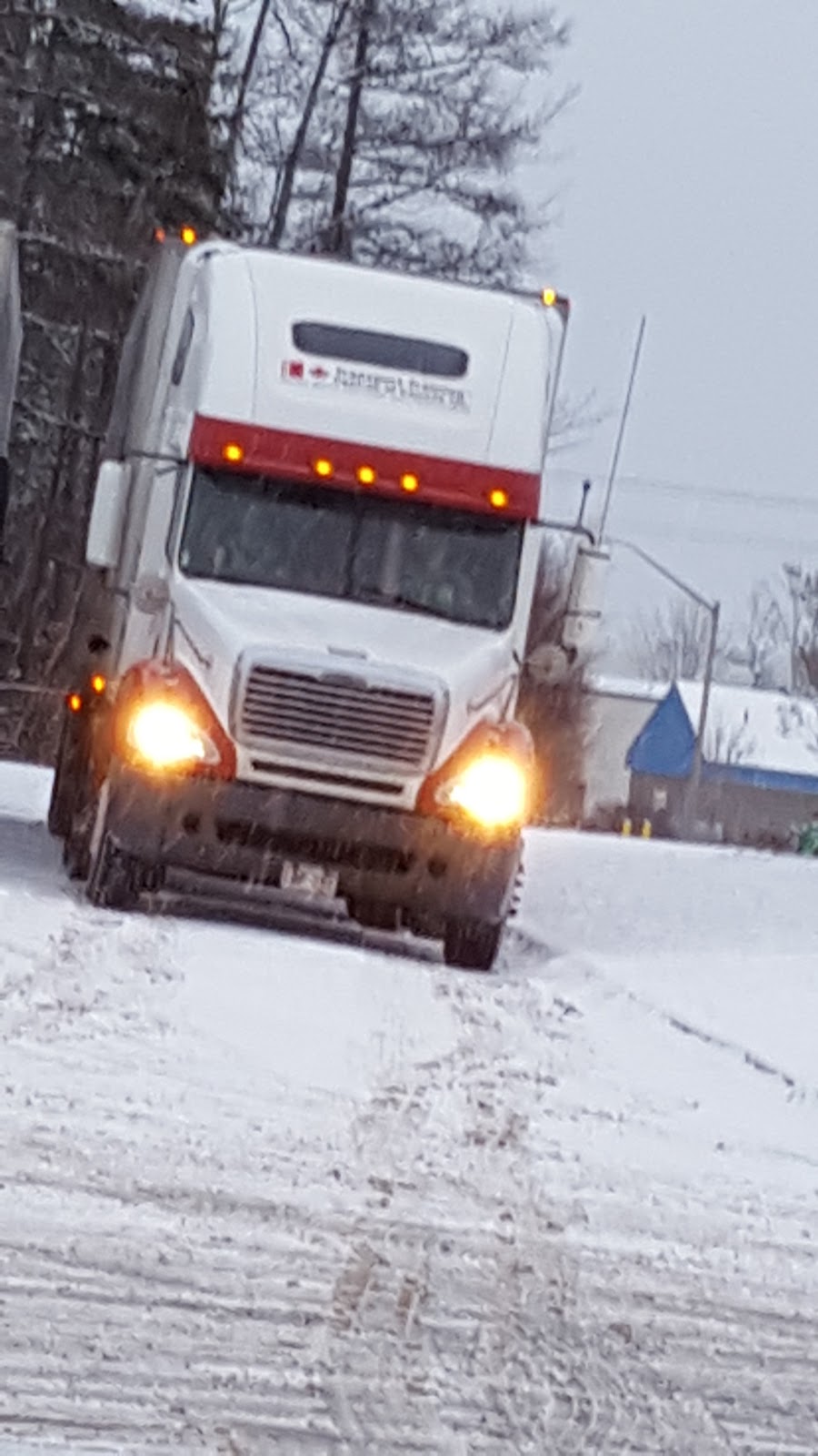 Trailer Wizards Ltd. | 125 Macnaughton Ave, Moncton, NB E1H 3N3, Canada | Phone: (506) 858-8480